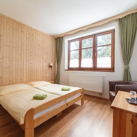 Guest house Chata Eduard 2*